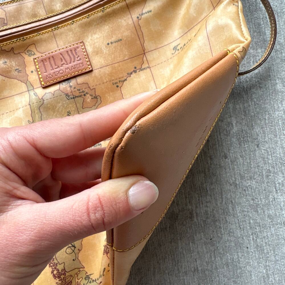 1a Classe Alviero Martini Geo Classic Crossbody Bag - Picture 8 of 12